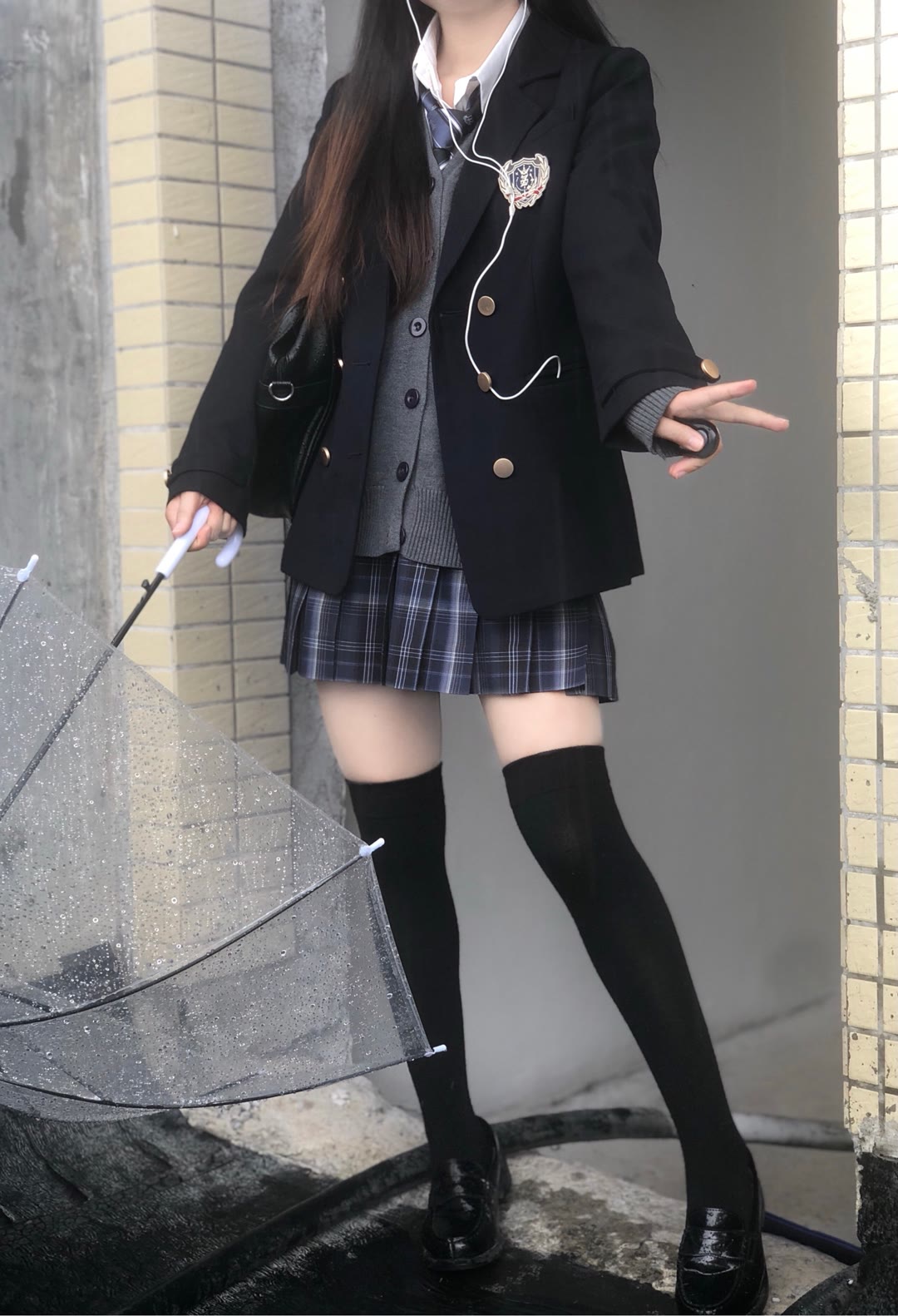ZZ6AE6GY)U61YBY5K]0JNAL.png