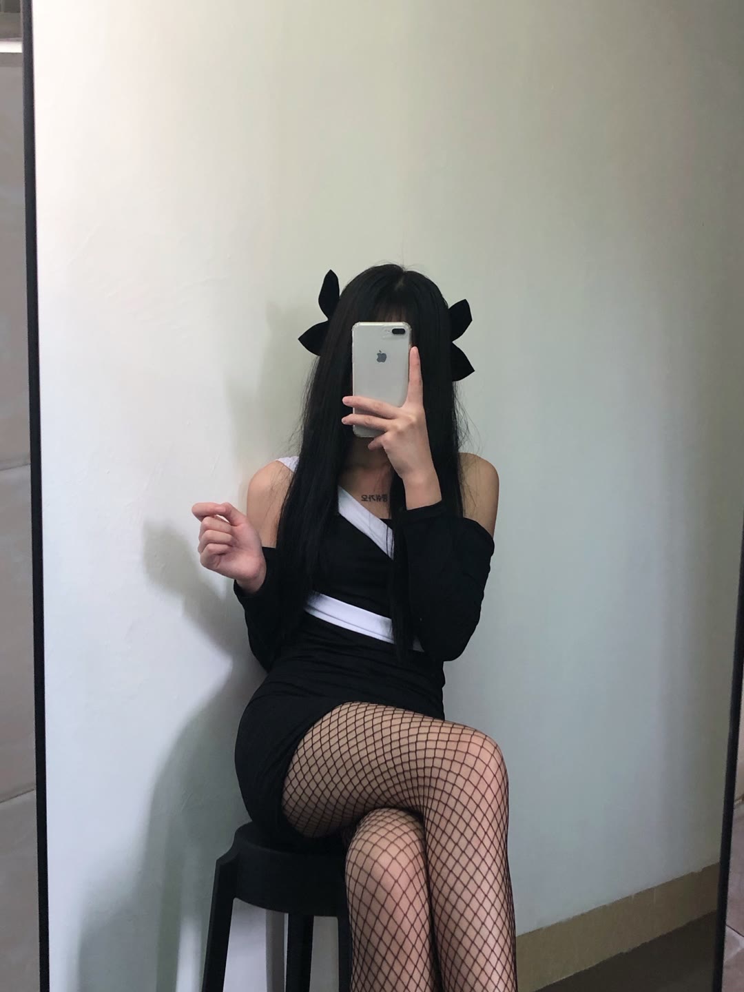 必看黑网袜纯欲御姐风翘臀小姐姐